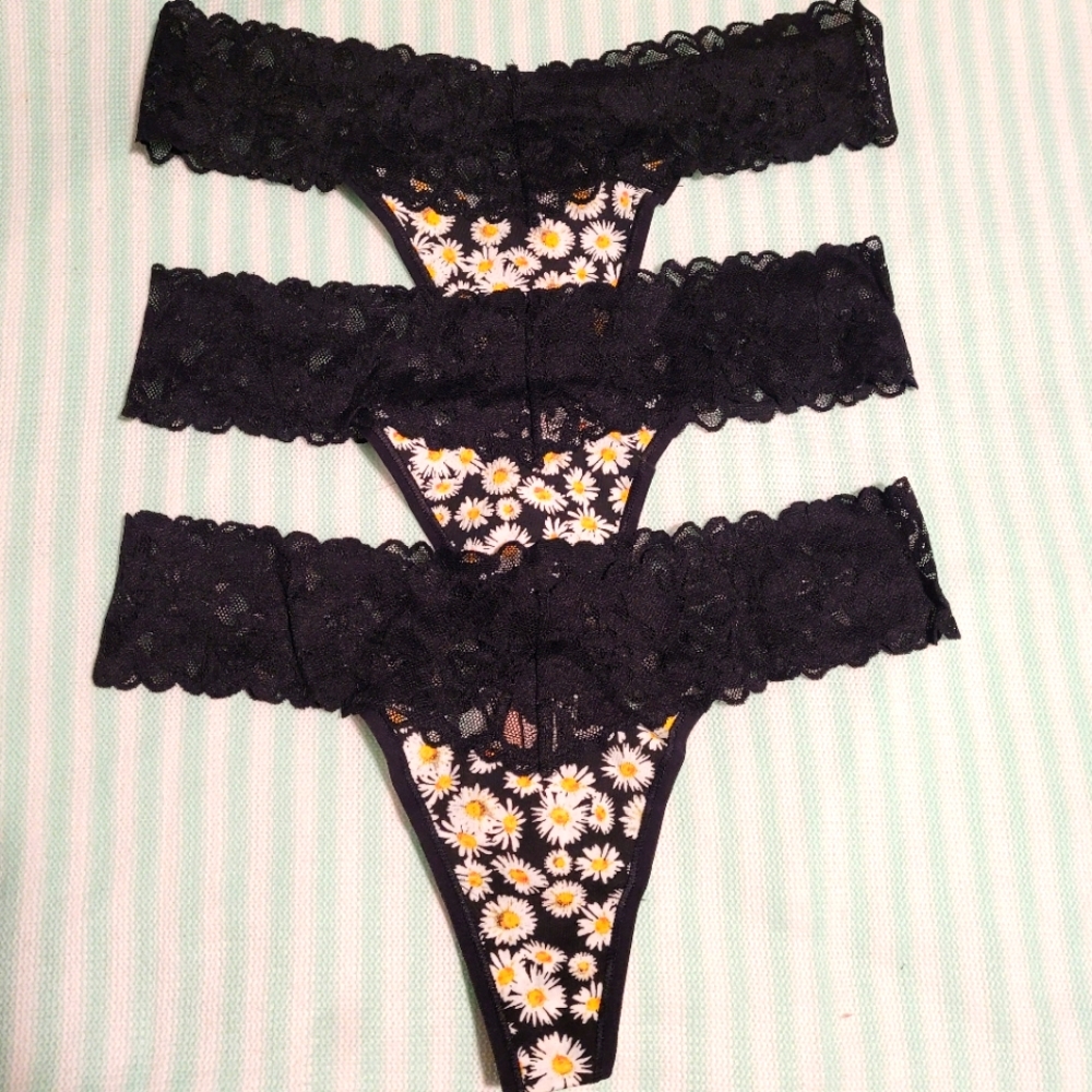 Victoria Secret floral lace thong set of 3 size medium NWT